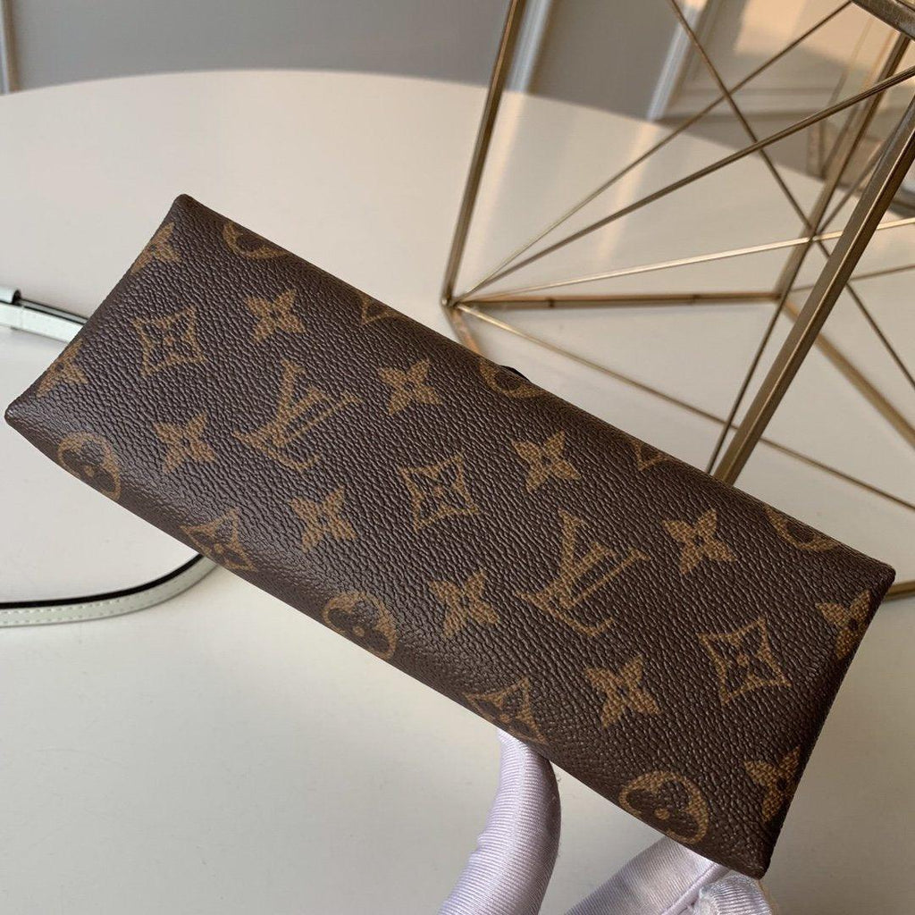 louis-vuitton-locky-bb-bag-2 Crossbody