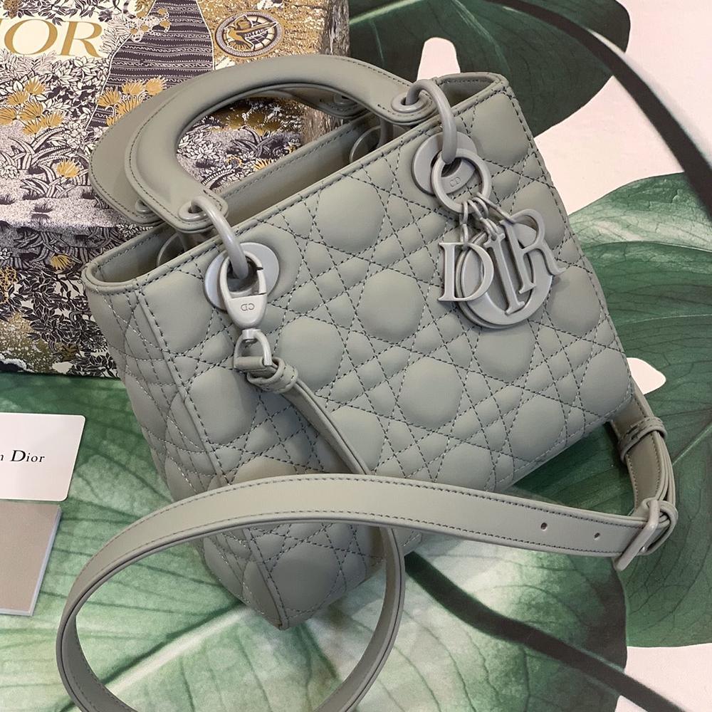 lady-dior-my-abcdior-bag-4 Handle