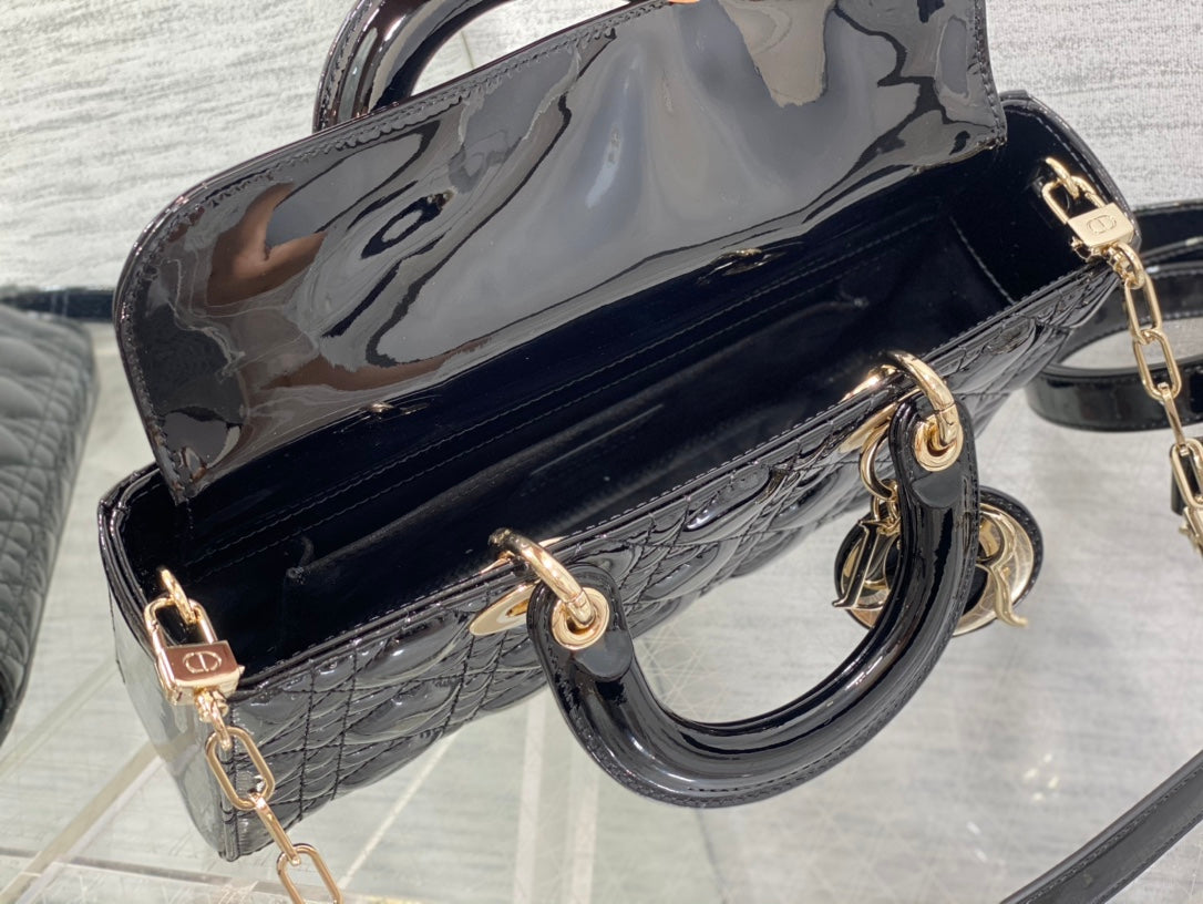 dior-lady-d-joy-medium-patent-black-leather-bag-26x6x14cm Handle
