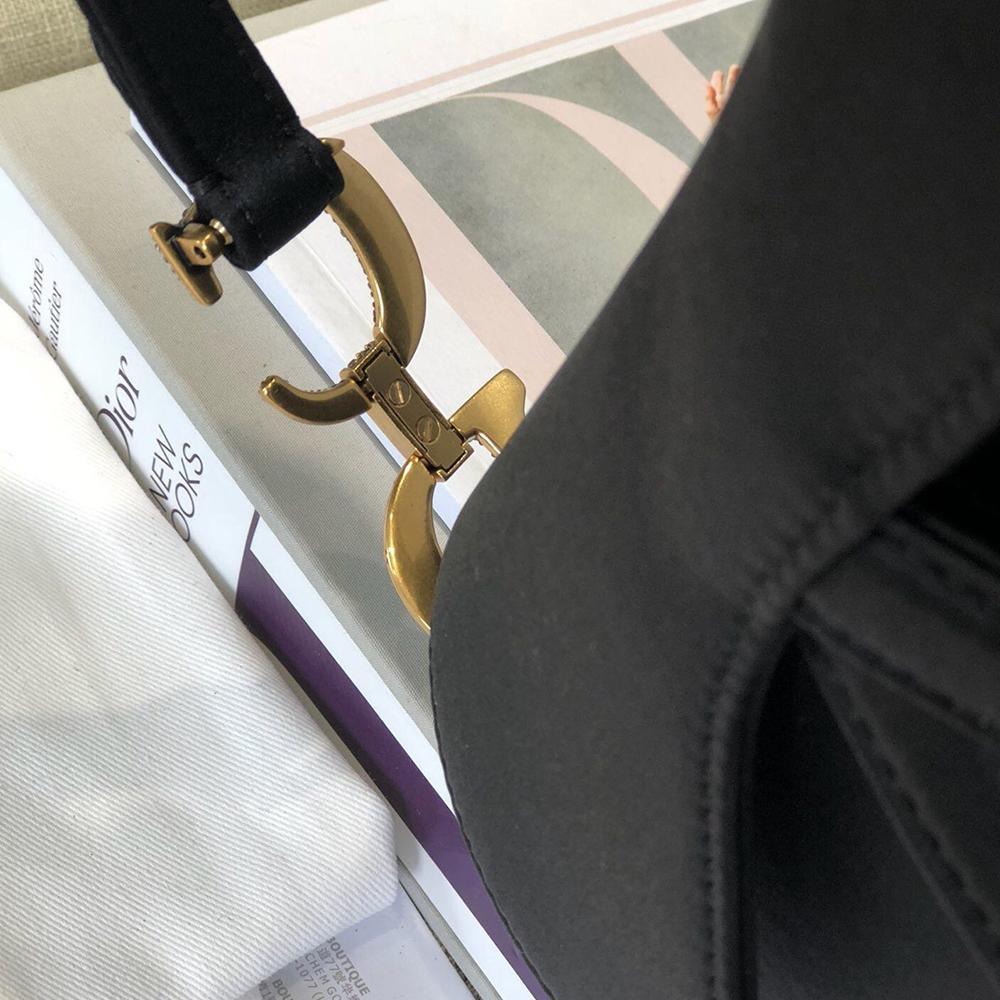 saddle-bag-4 Shoulder