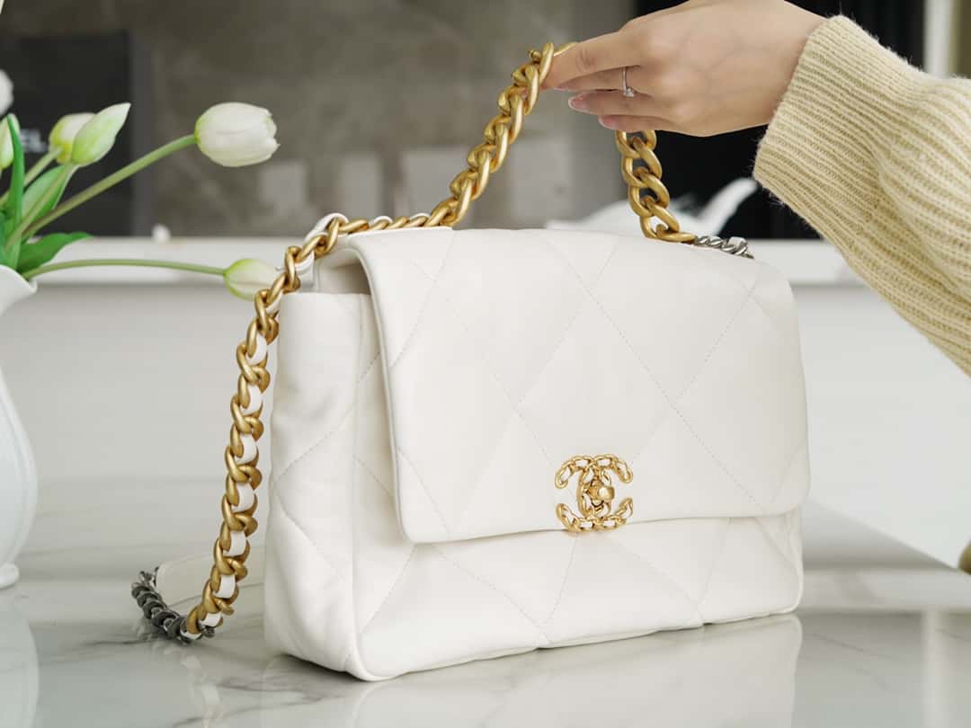 chanel-19-large-handbag-lambskin-gold-as1161-white Handle