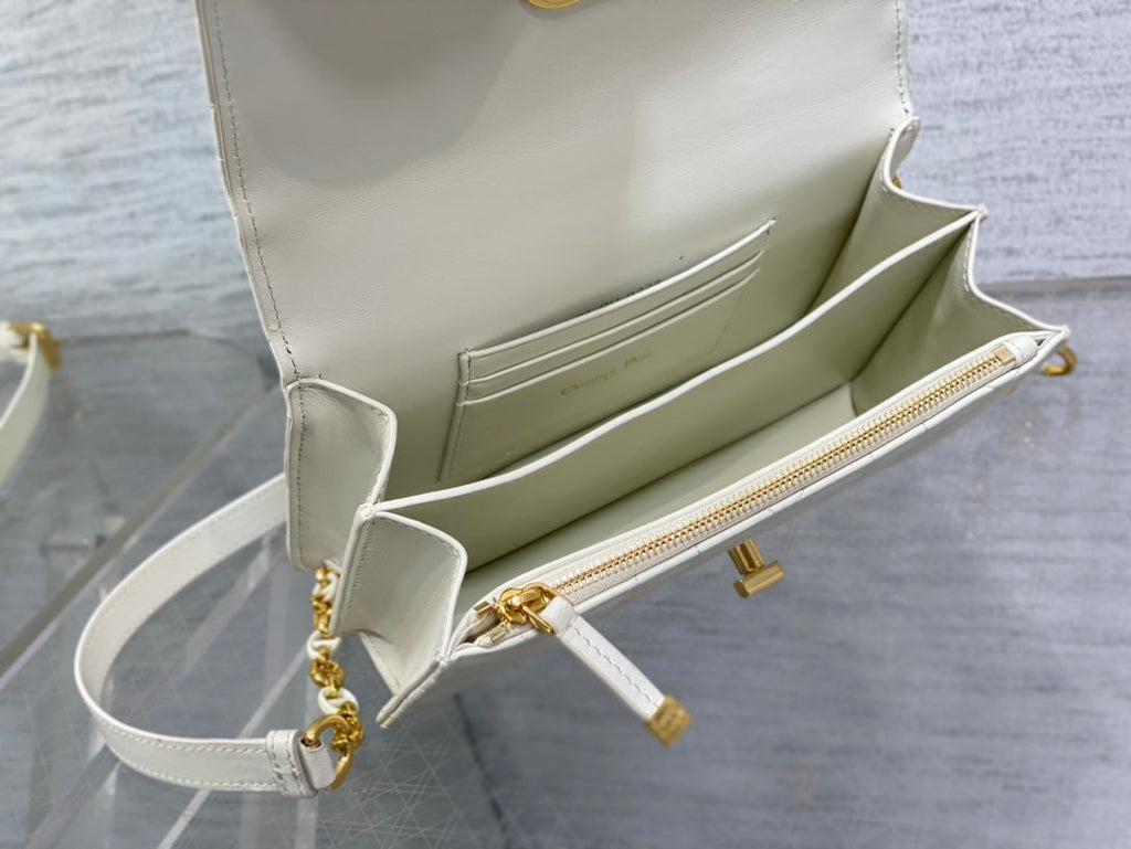 dior-miss-caro-white-macrocannage-lambskin-bag-19-x-13-x-5-5-cm Crossbody
