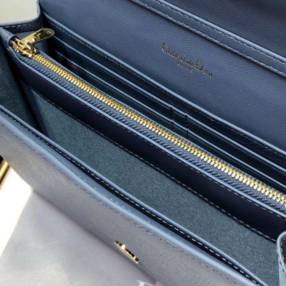 30-montaigne-pouch Crossbody