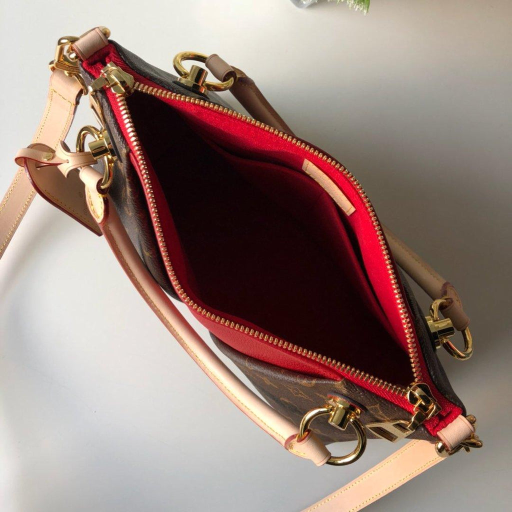 v-tote-mm Tote