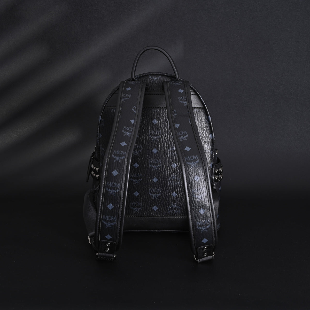 mcm-stark-visetos-medium-backpack-black-monogram-with-studded-detailing ohter