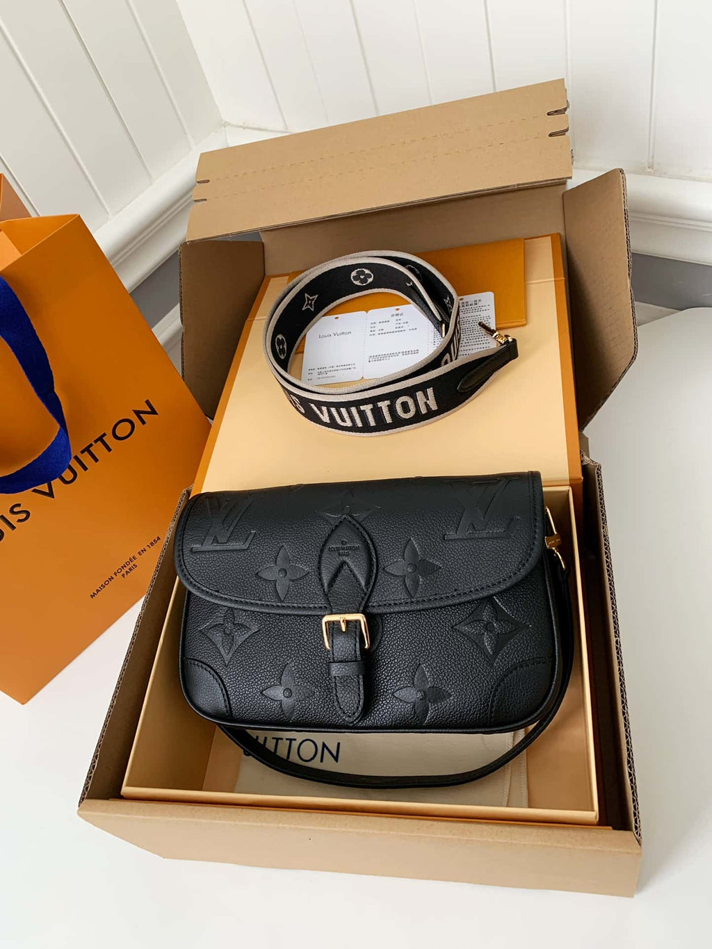 louis-vuitton-lv-diane-handbag Shoulder