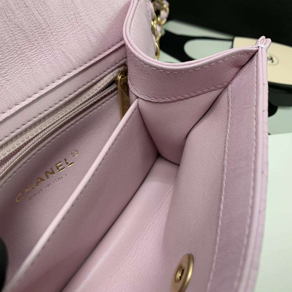 chanel-flap-bag-7 Crossbody