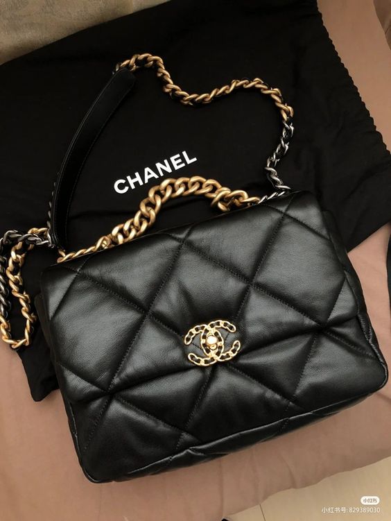 chanel-19-bag-30cm Shoulder