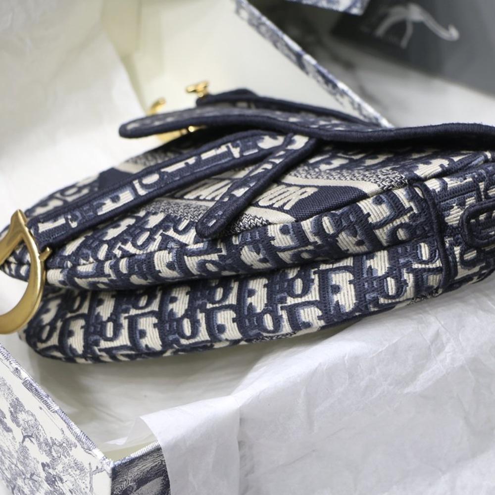 saddle-bag-1 Shoulder