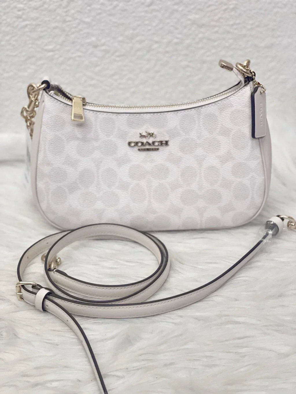 coach-women-s-teri-shoulder-bag-signature-canvas Shoulder
