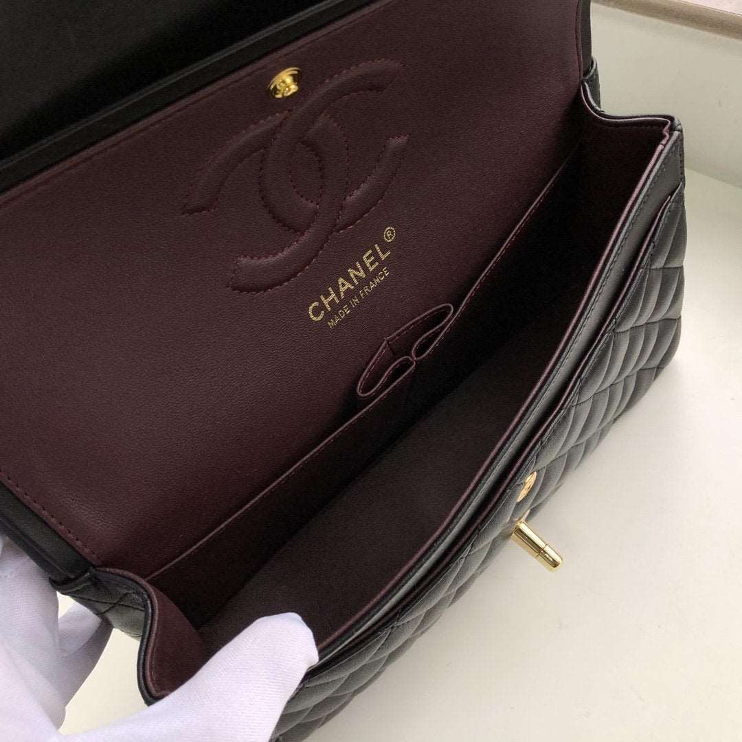 chanel-flap-bag Crossbody