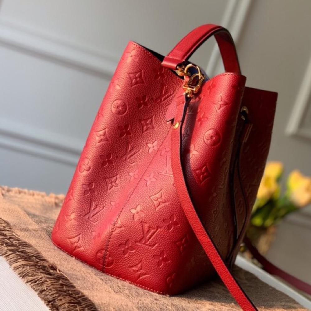 louis-vuitton-neonoe-bb-4 Crossbody