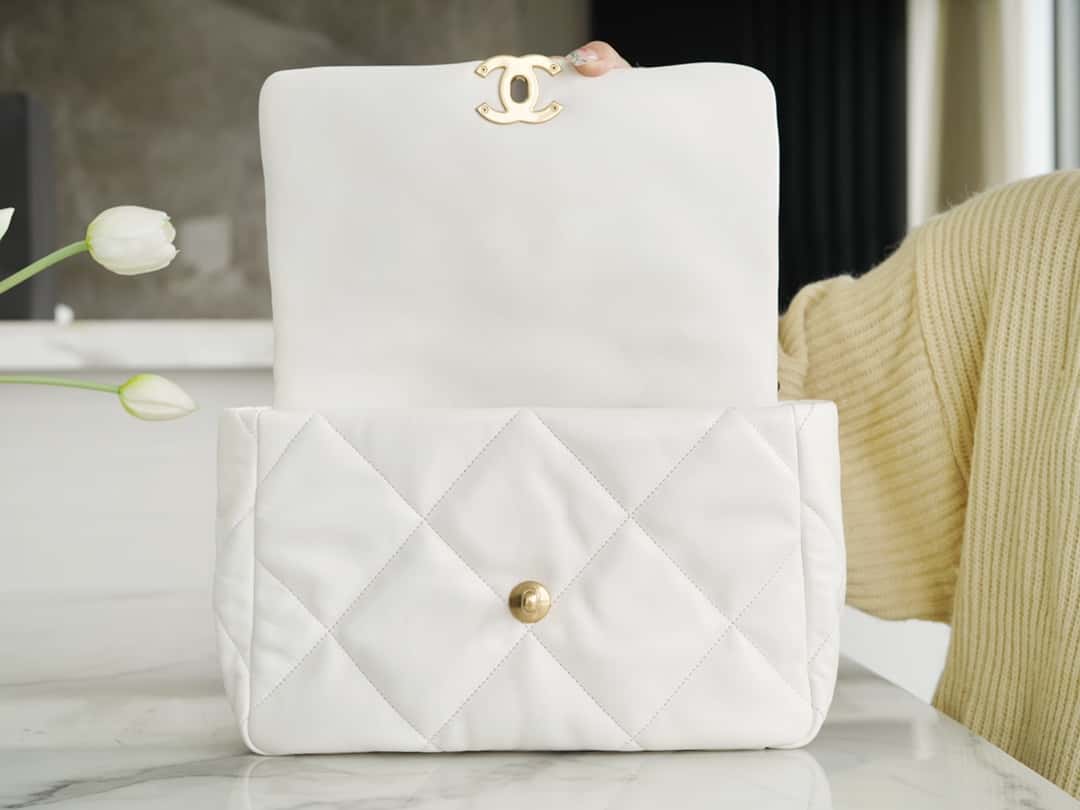 chanel-19-large-handbag-lambskin-gold-as1161-white Handle