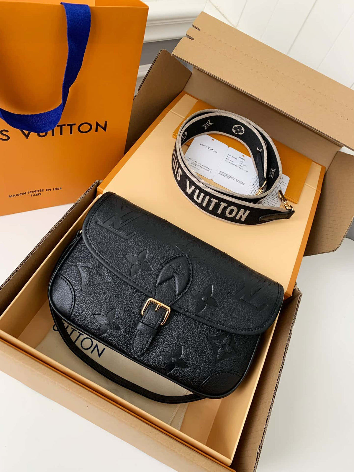 louis-vuitton-lv-diane-handbag Shoulder