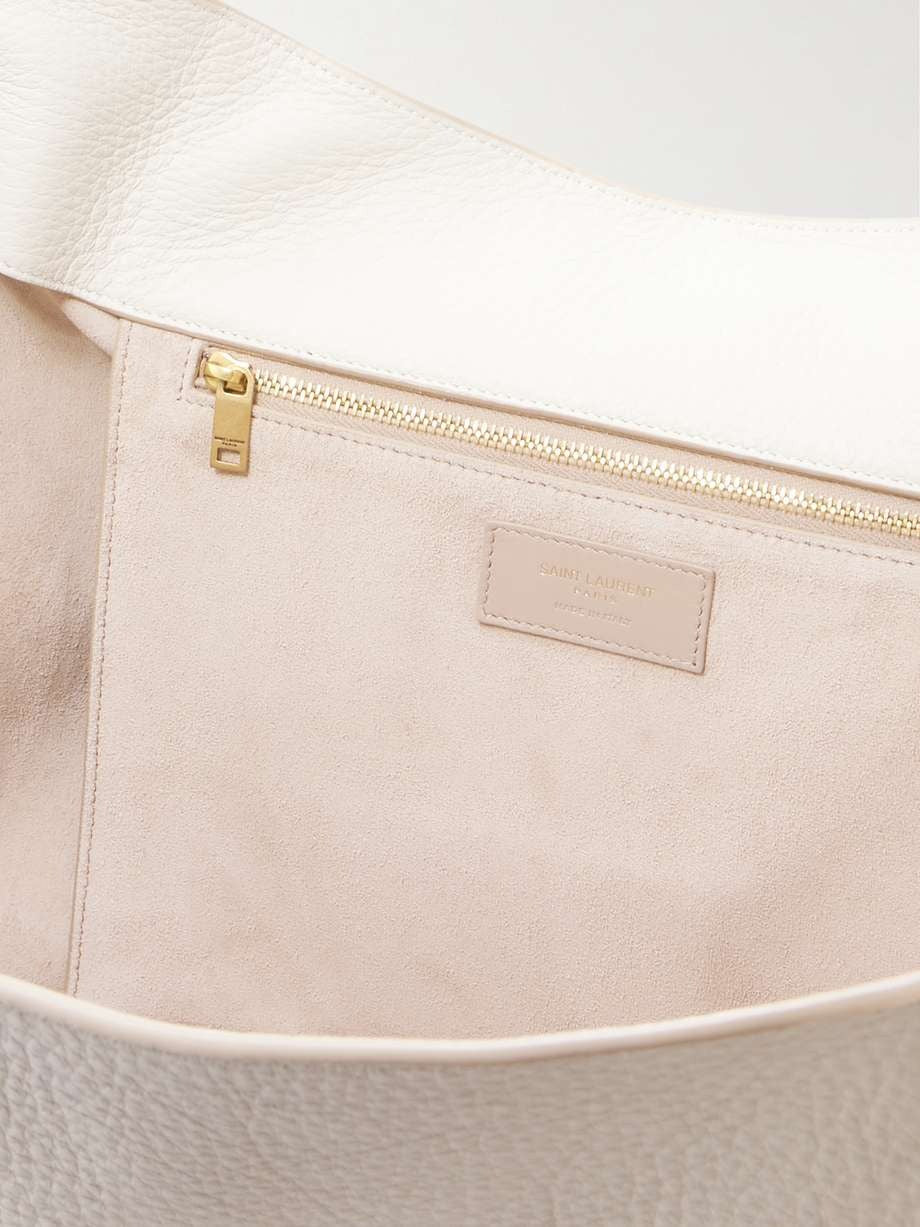 saint-laurent-le-5-a-7-bea-textured-leather-tote Tote