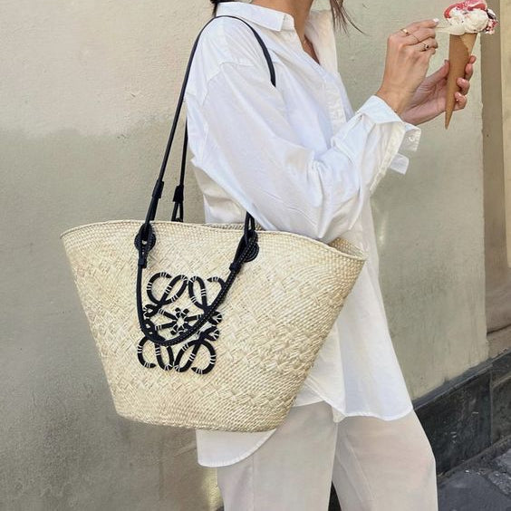 loewe-sunday-neeti-black-raffia-bag Shoulder