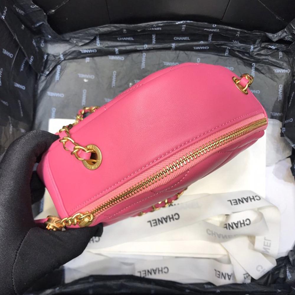 chanel-wallet-1 Crossbody