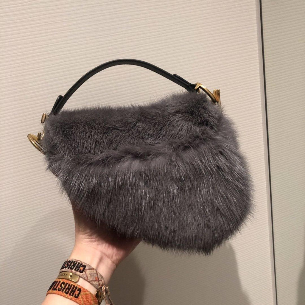 saddle-bag-6 Handle
