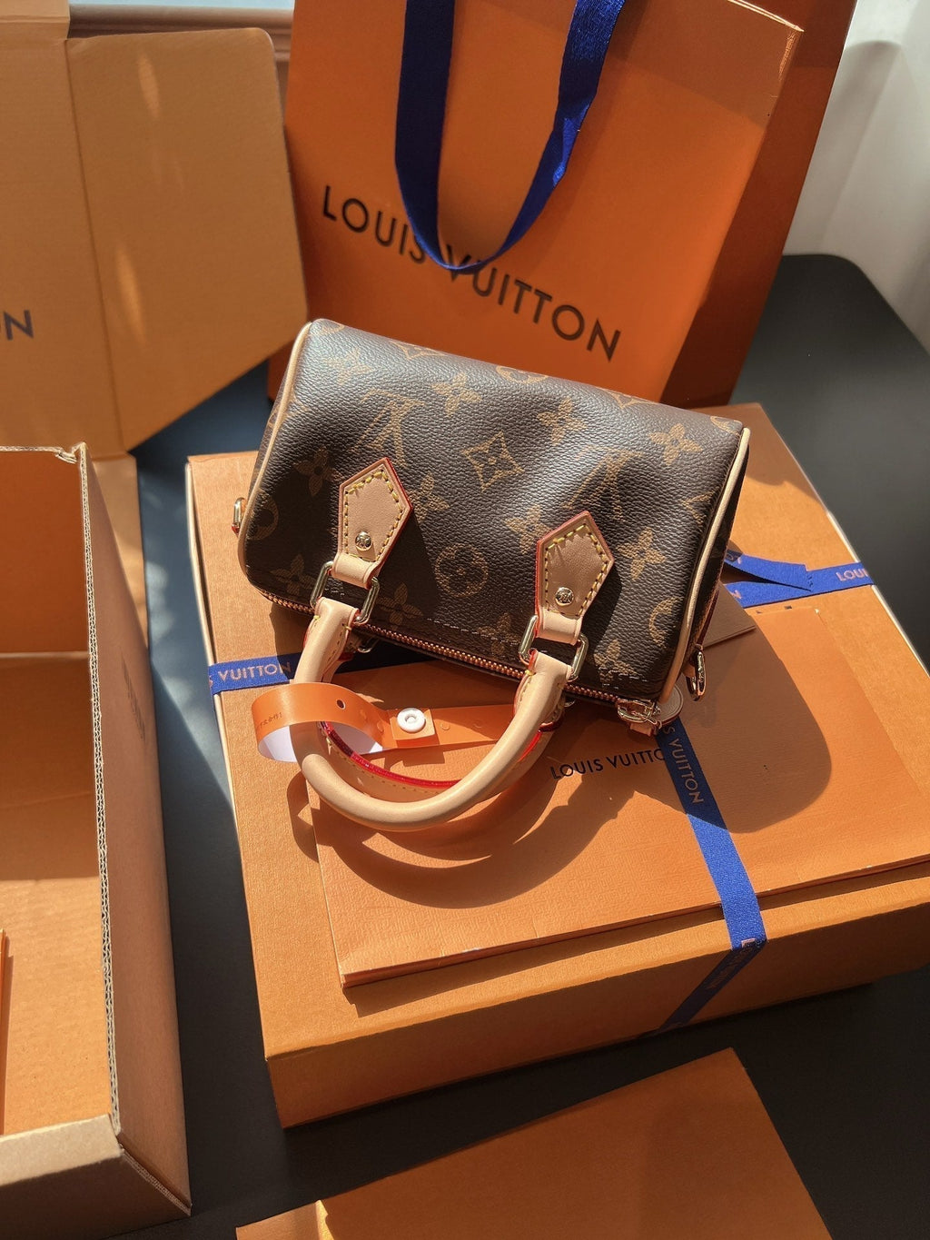 serenityll-181909-luxury-bags Handle