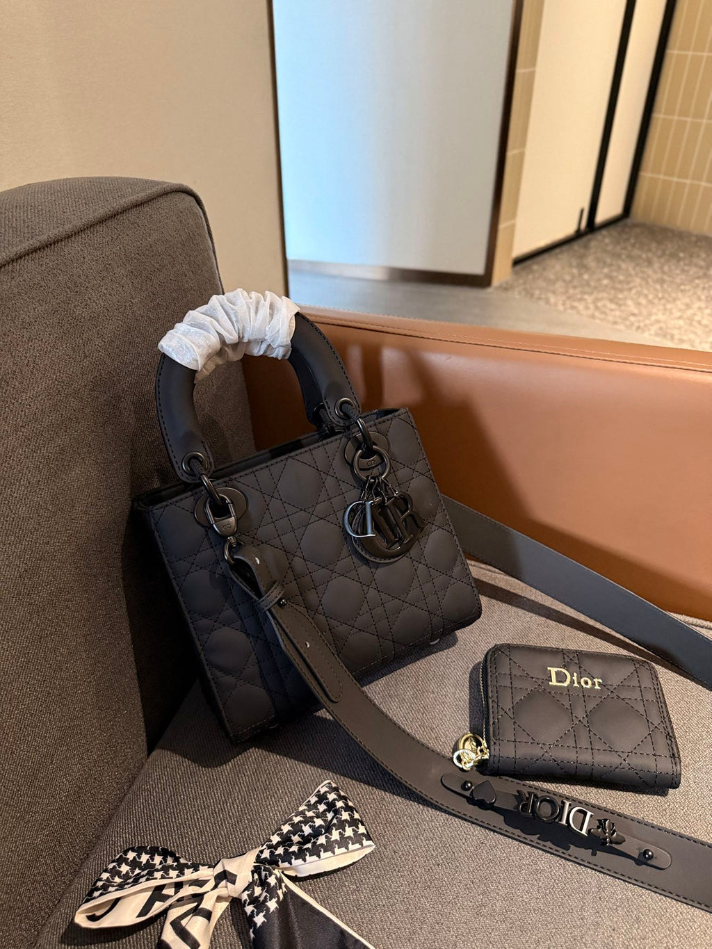 serenityll-181940-luxury-bags-20cm Handle