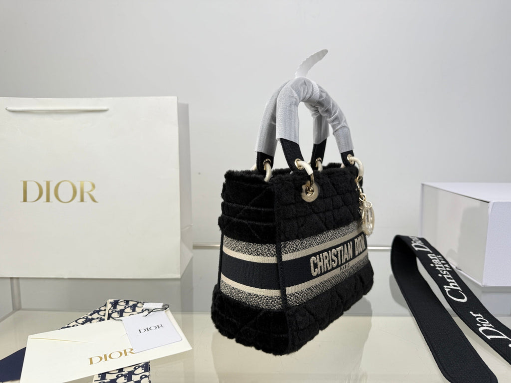 serenityll-181941-luxury-bags-24-20cm Handle