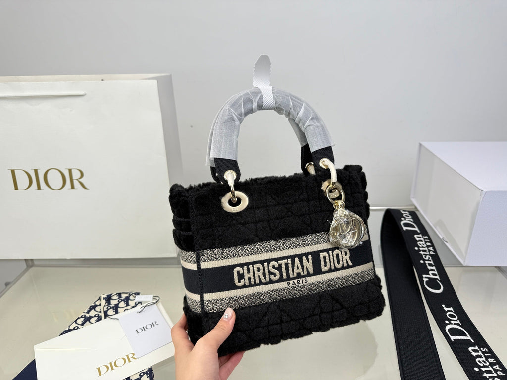 serenityll-181941-luxury-bags-24-20cm Handle