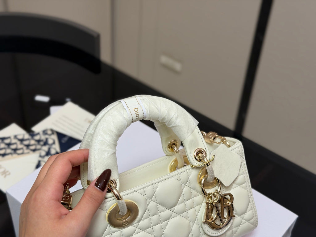 serenityll-181942-luxury-bags-22cm Handle