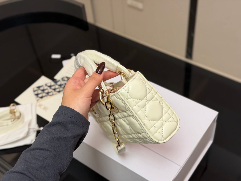 serenityll-181942-luxury-bags-22cm Handle