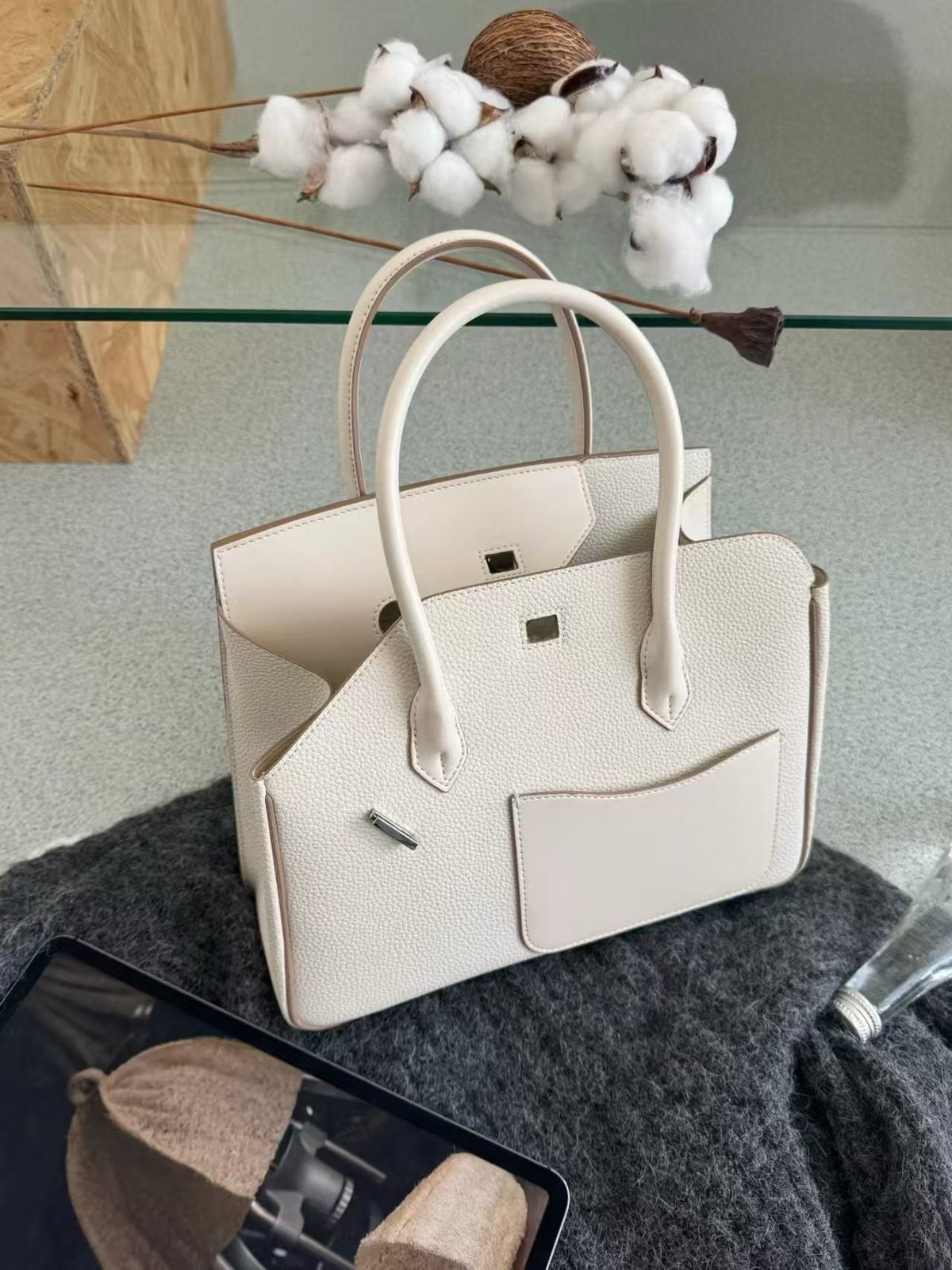limited-edition-hermes-birkin-desordre Handle