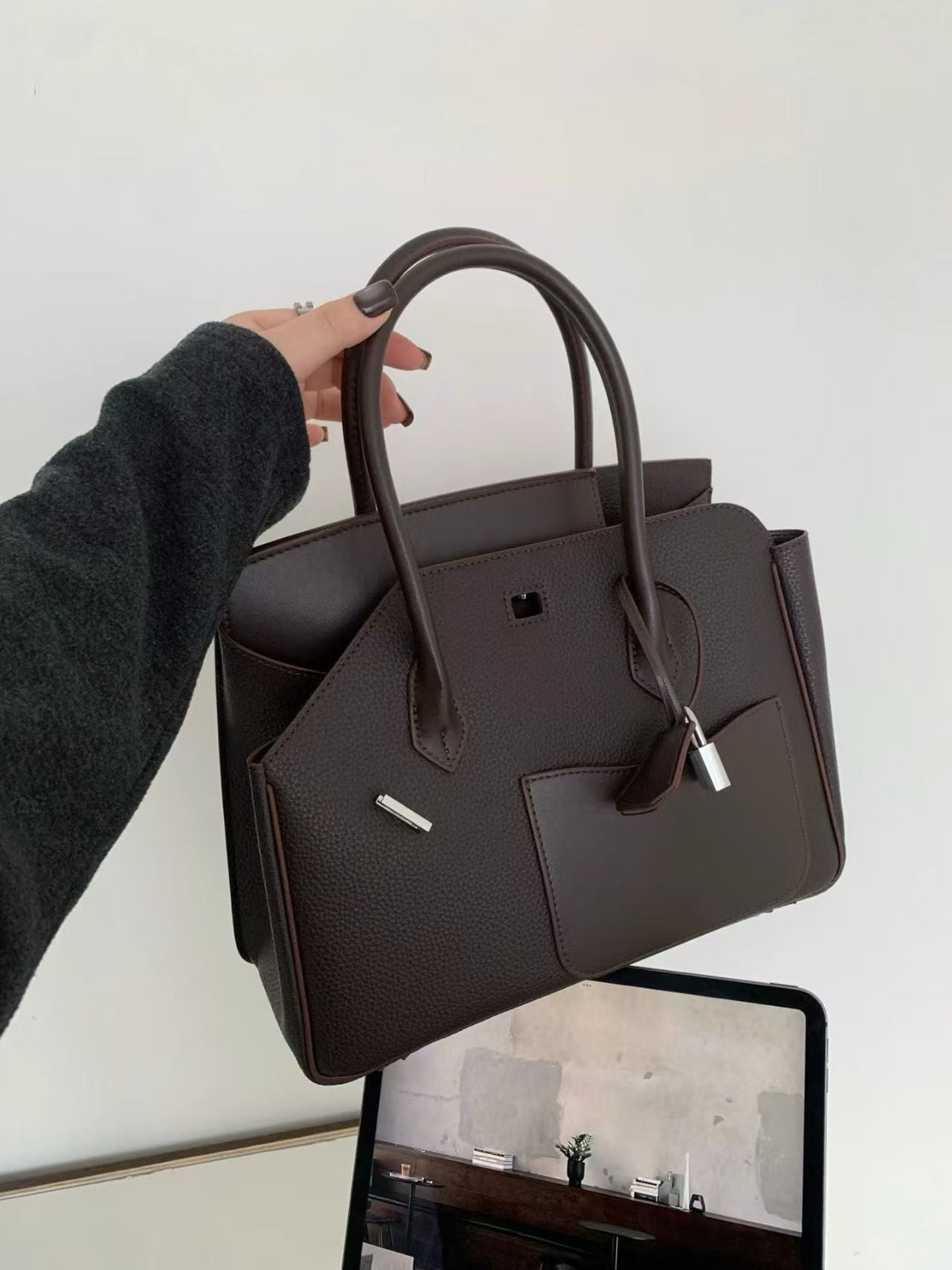 limited-edition-hermes-birkin-desordre Handle