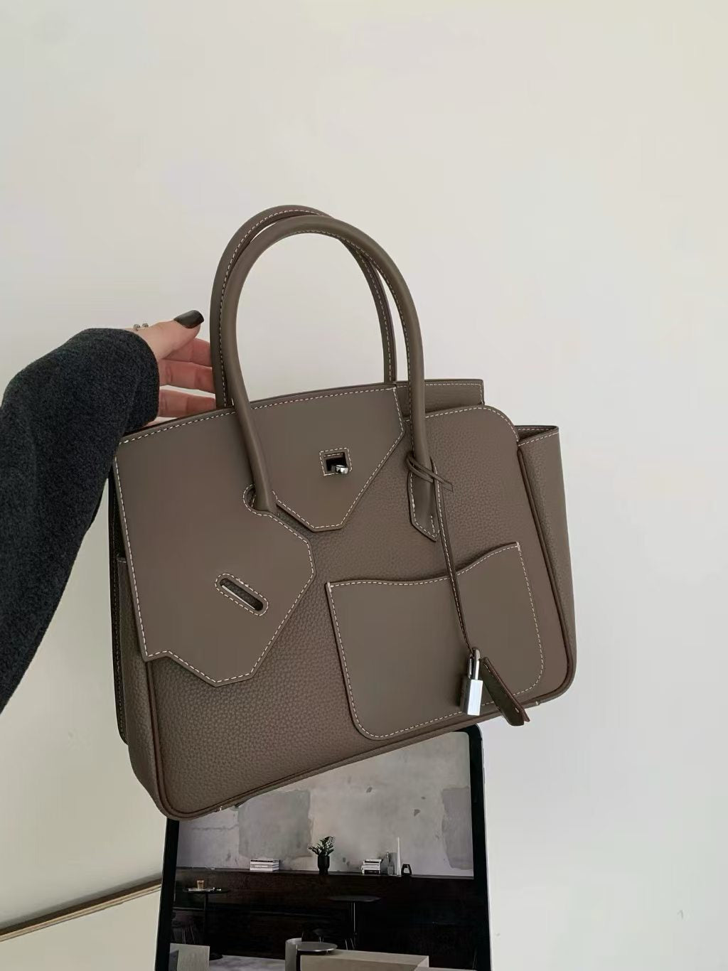 limited-edition-hermes-birkin-desordre Handle