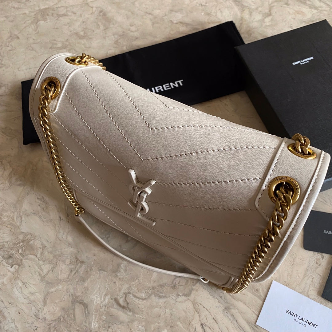 ysl-niki-medium-chain-bag-in-lambskin-blanc-vintage-28-x-20-x-8-5-cm Shoulder