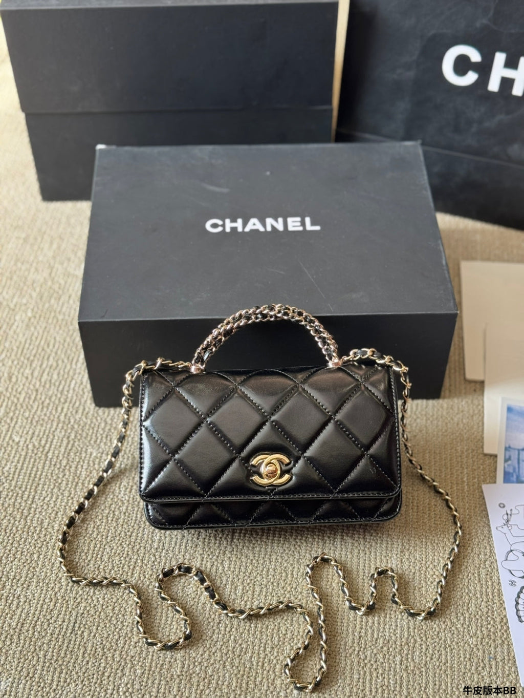 chanel-24b-woc-top-handle-in-black-shiny-lambskin-ghw Handle