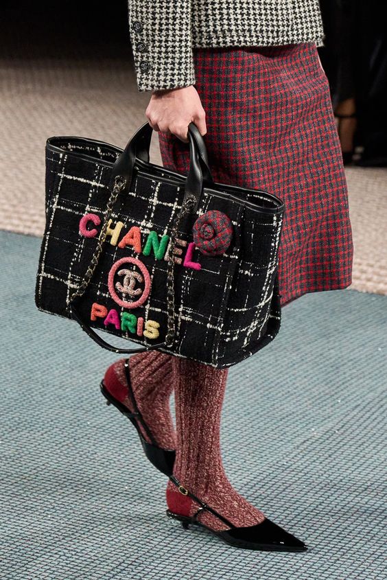 chanel-fashion-totes-handbag Tote