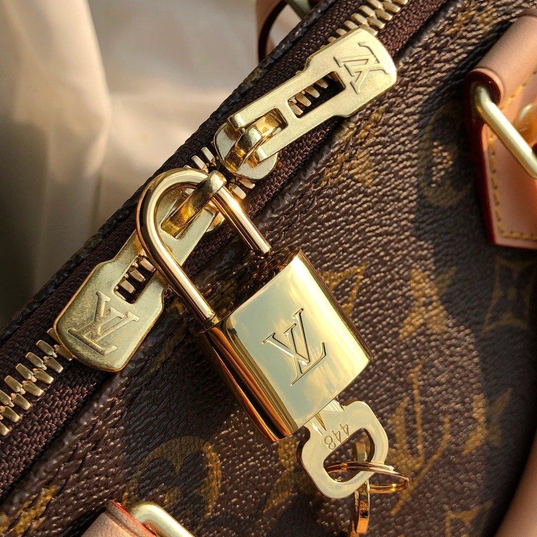 louis-vuitton-alma-bb-monogram Crossbody