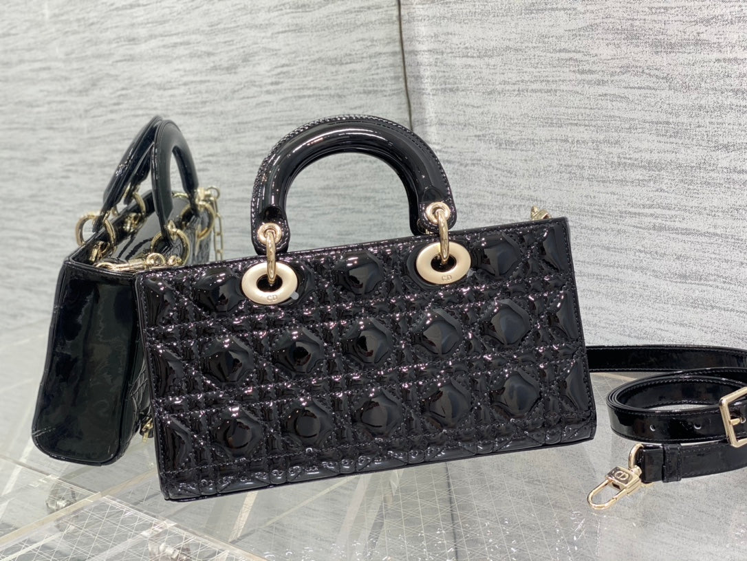 dior-lady-d-joy-medium-patent-black-leather-bag-26x6x14cm Handle