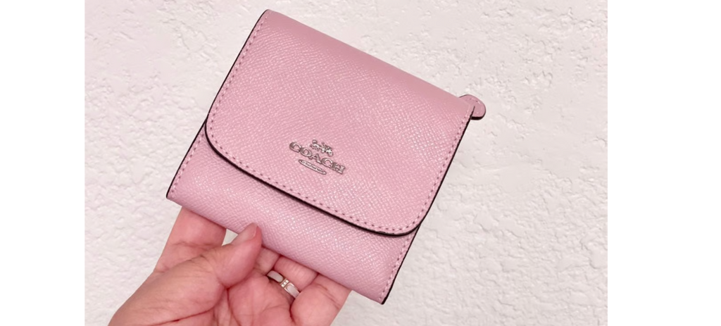 coach-leather-small-wallet-in-pink ohter