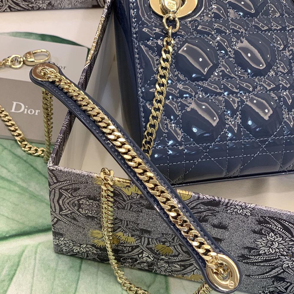lady-dior-my-abcdior-bag-3 Handle