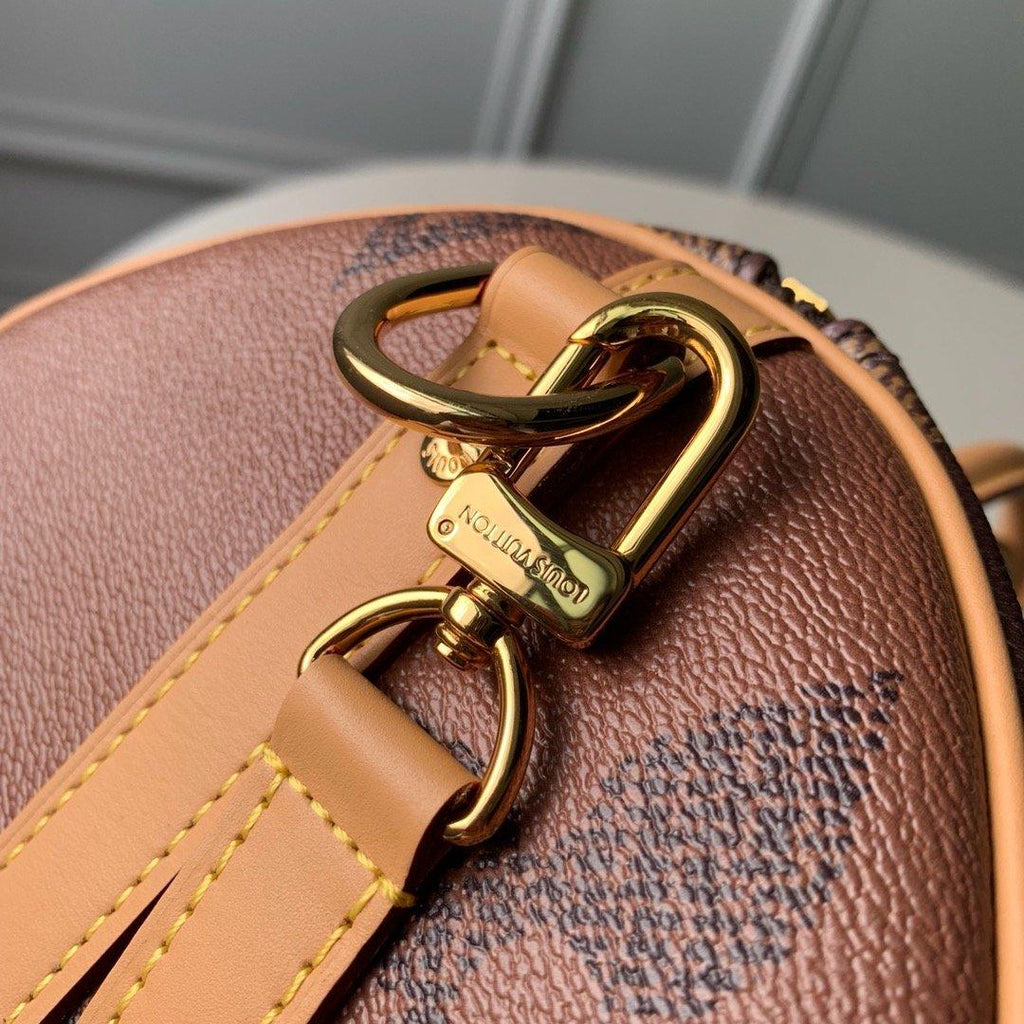 louis-vuitton-bag-25 Crossbody