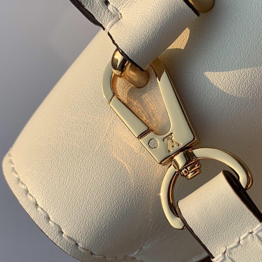 louis-vuitton-locky-bb-bag-2 Crossbody