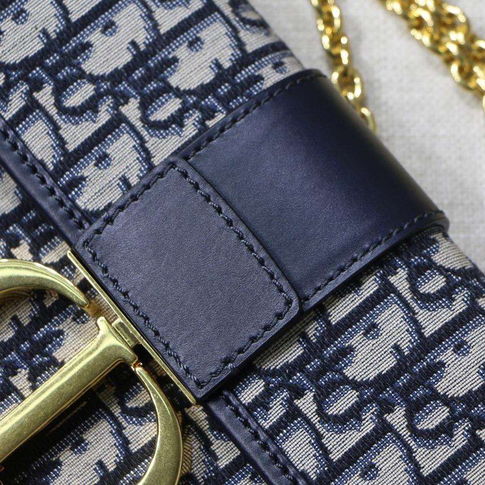 30-montaigne-pouch-6 Crossbody