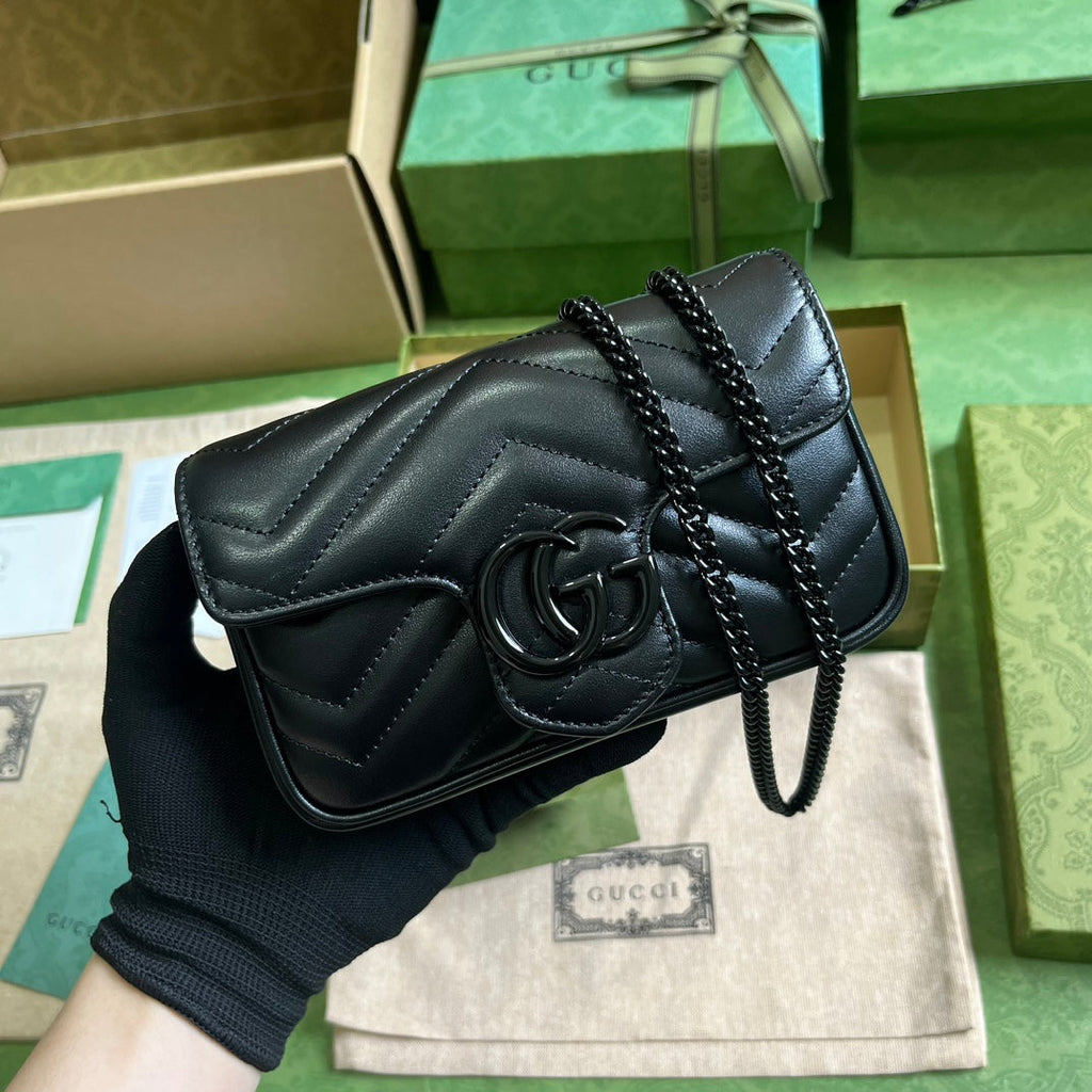 gucci-gg-marmont-belt-bag-in-black-476433-size-16-5x10x4-4-cm Crossbody