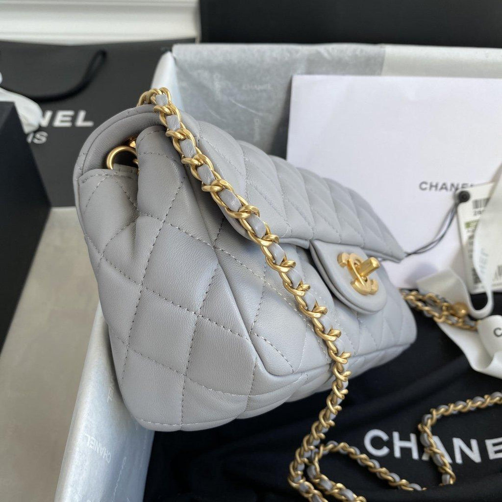mini-flap-bag-5 Crossbody
