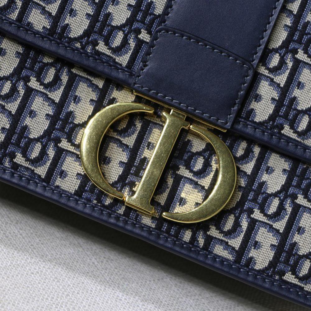 30-montaigne-bag-10 Crossbody