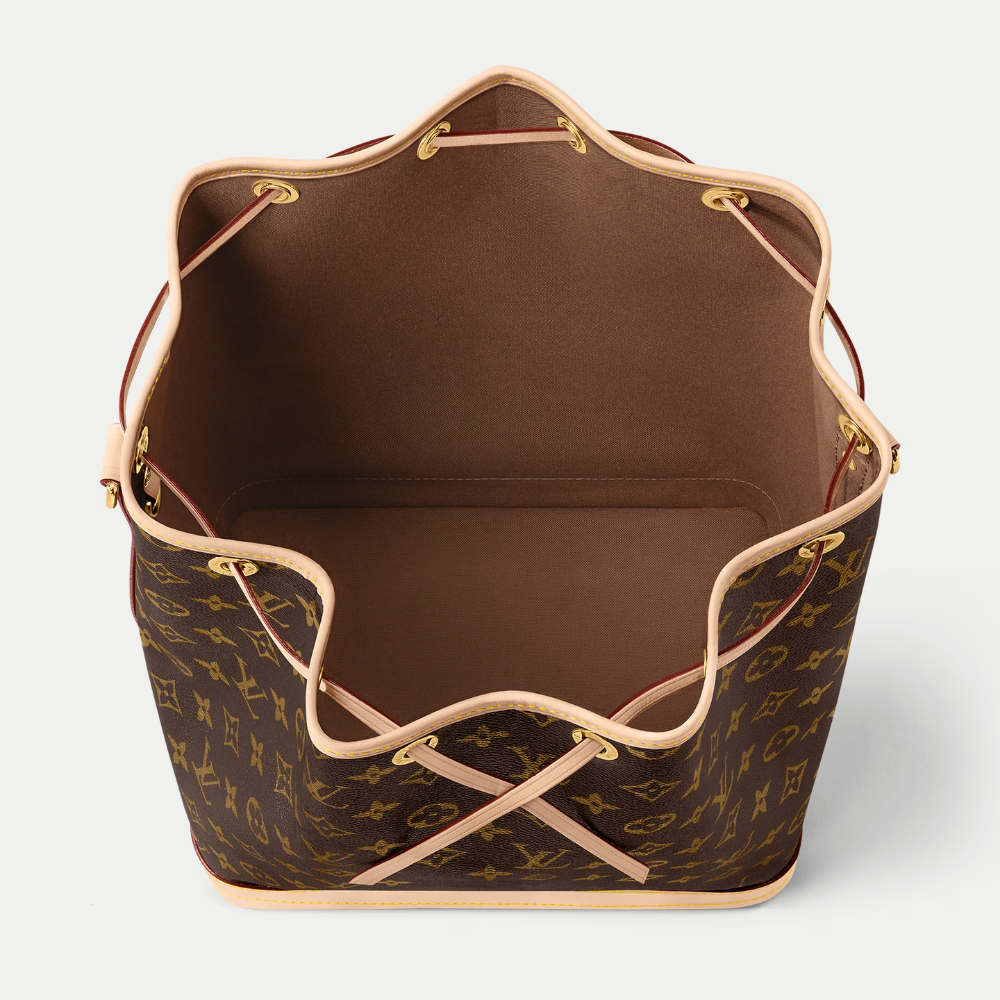 lv-noe-monogram Shoulder
