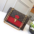 victoire Shoulder