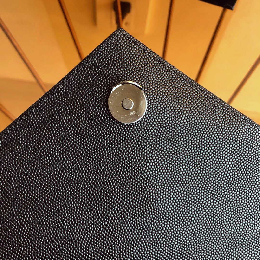 envelope-small-bag-2 Handle