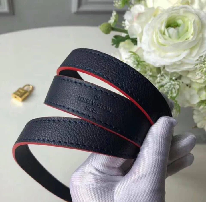 louis-vuitton-montaigne-mm-bag Handle