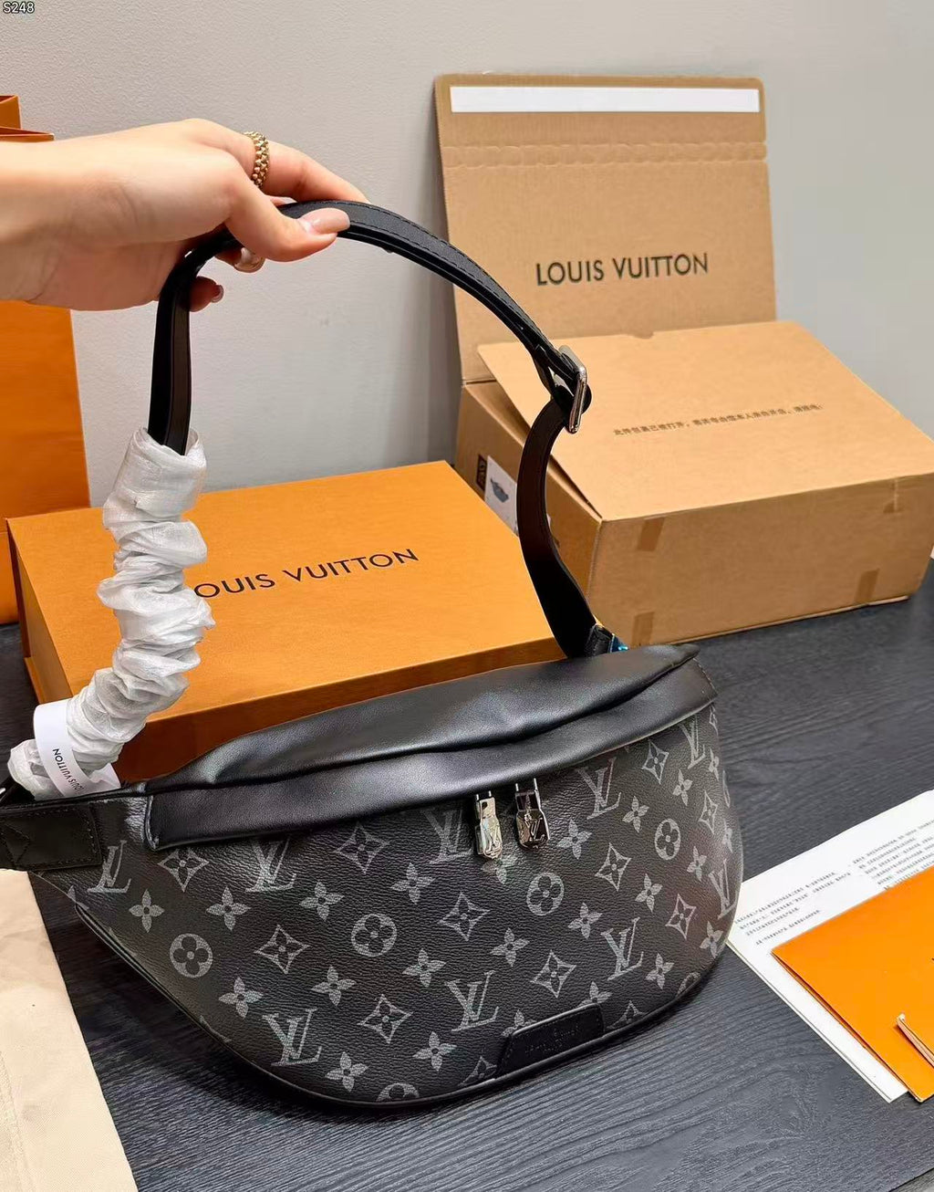 serenityll-2001120-lv-bag Crossbody