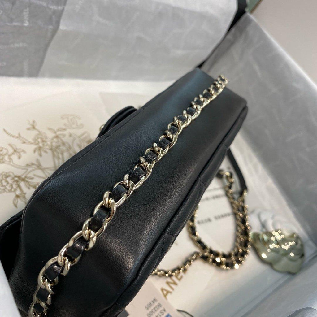 flap-bag-5 Crossbody